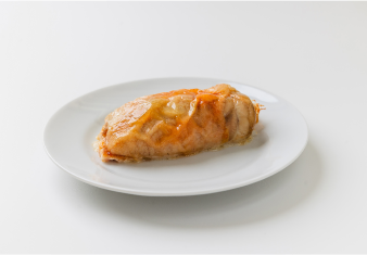 Рулет куриный с ветчиной и сыром
